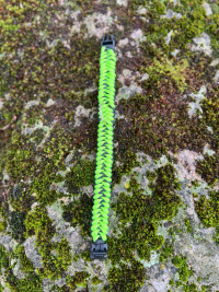 Collier jaune/noir M